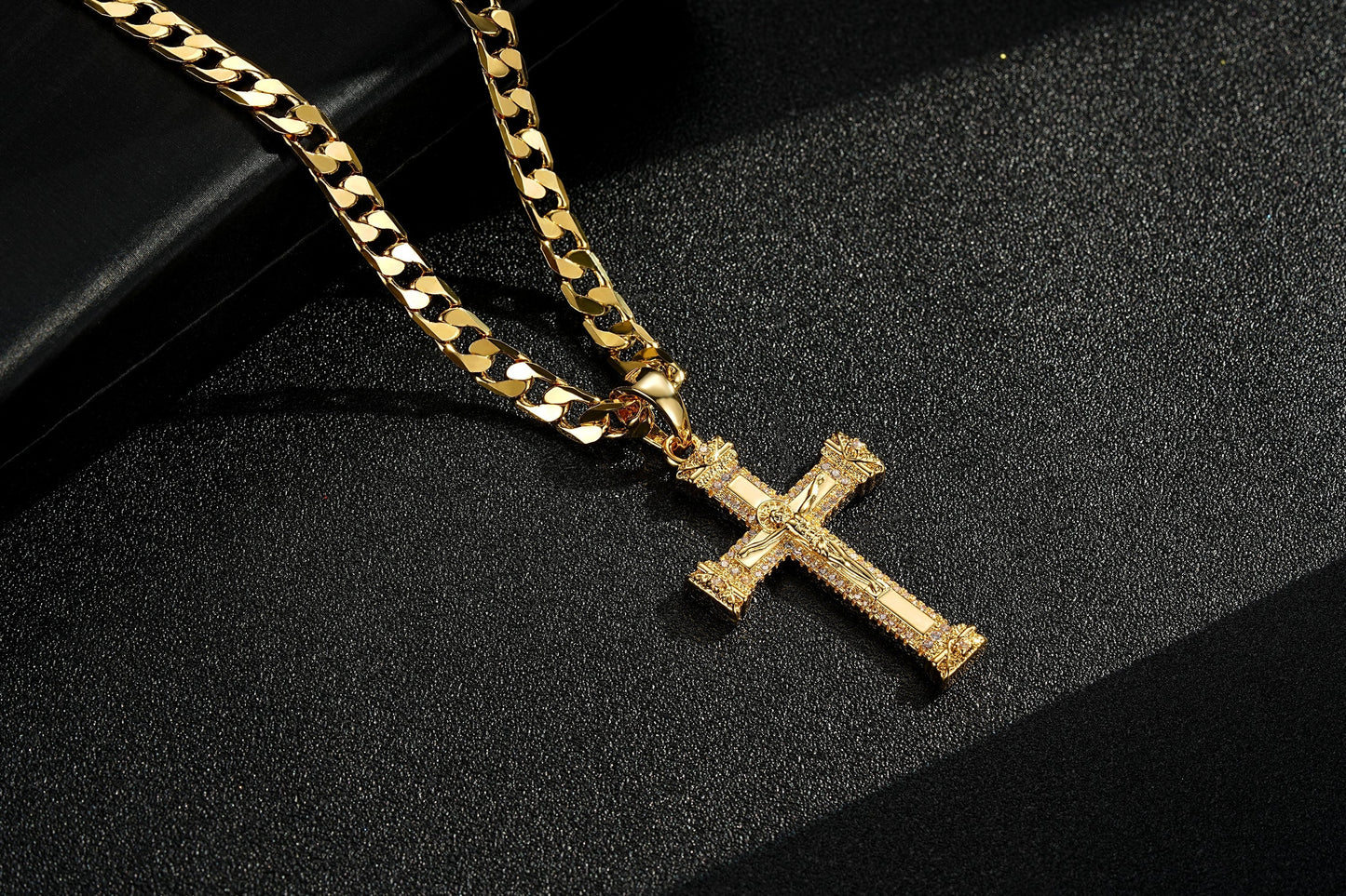 New Heavy Gold Jesus Cross Crucifix Pendant with Stones 22 Inch 6mm Cuban Chain